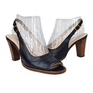 Neiman Marcus Women's Leather Strap Open Toe Stacked Heels Shoes